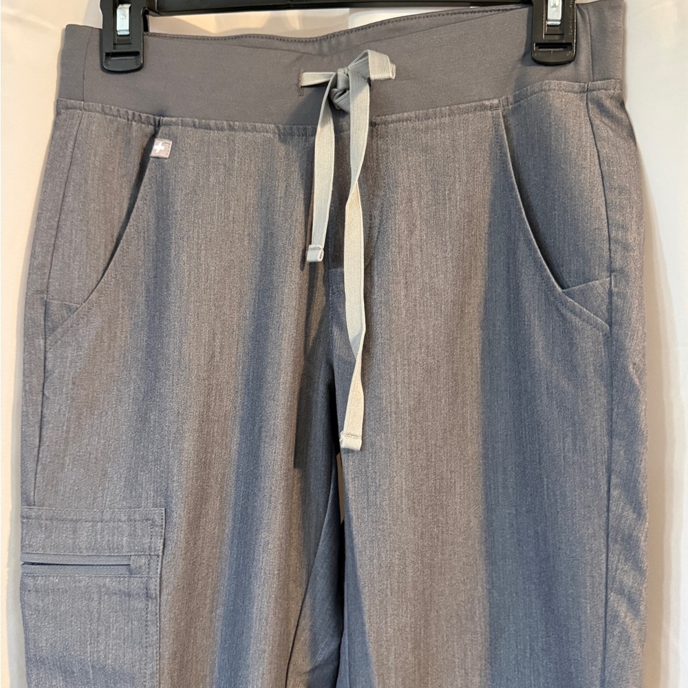 Figs Technical Collection Heather Grey Jogger Scr… - image 5